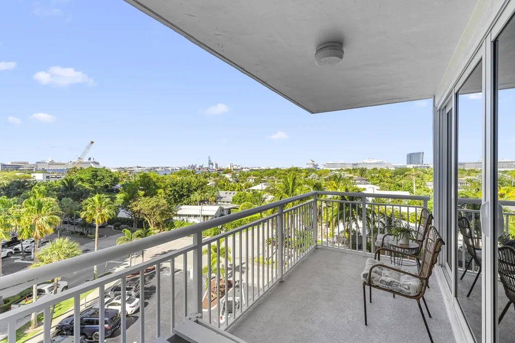 1920 S Ocean Drive Fort Lauderdale FL 33316