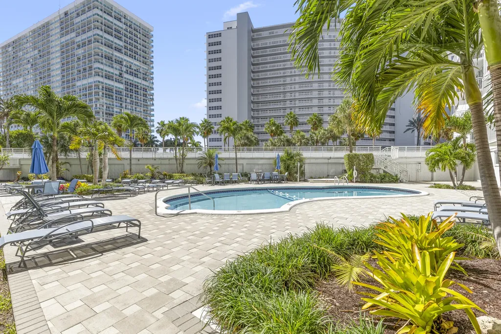 1920 S Ocean Drive Fort Lauderdale FL 33316