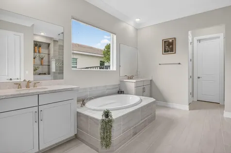 9682 Captiva Circle Boynton Beach FL 33437