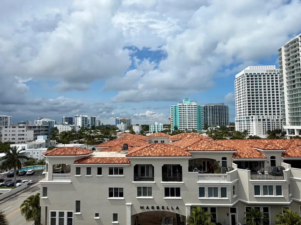 3000 Riomar Street Fort Lauderdale FL 33304