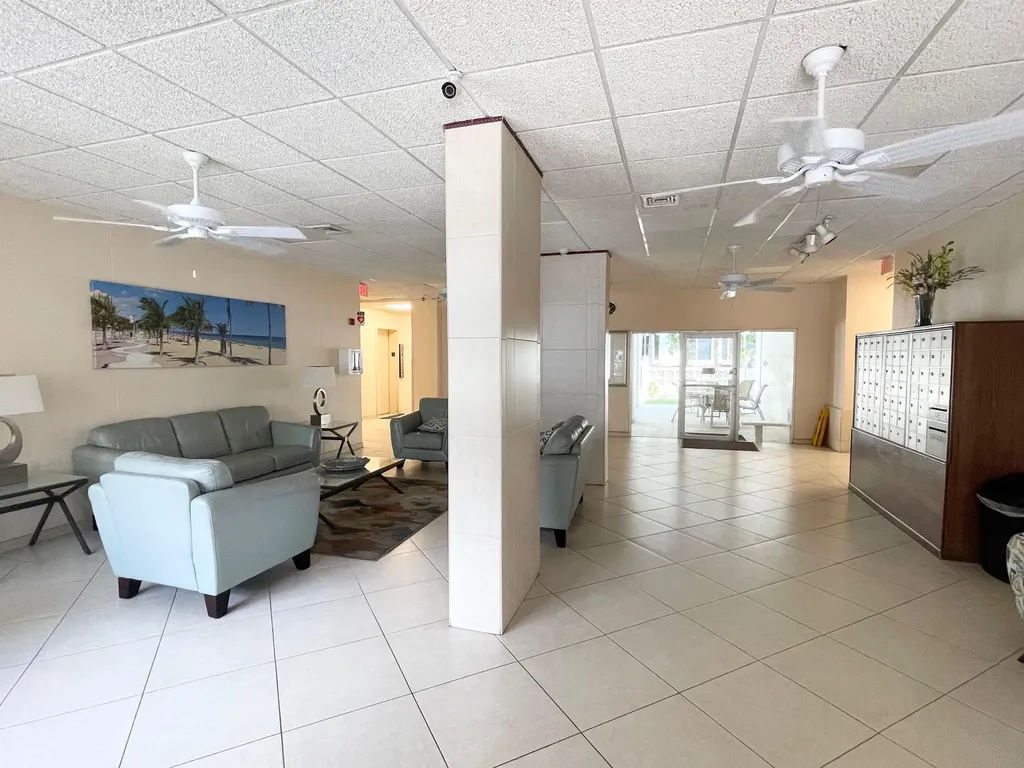 3000 Riomar Street Fort Lauderdale FL 33304
