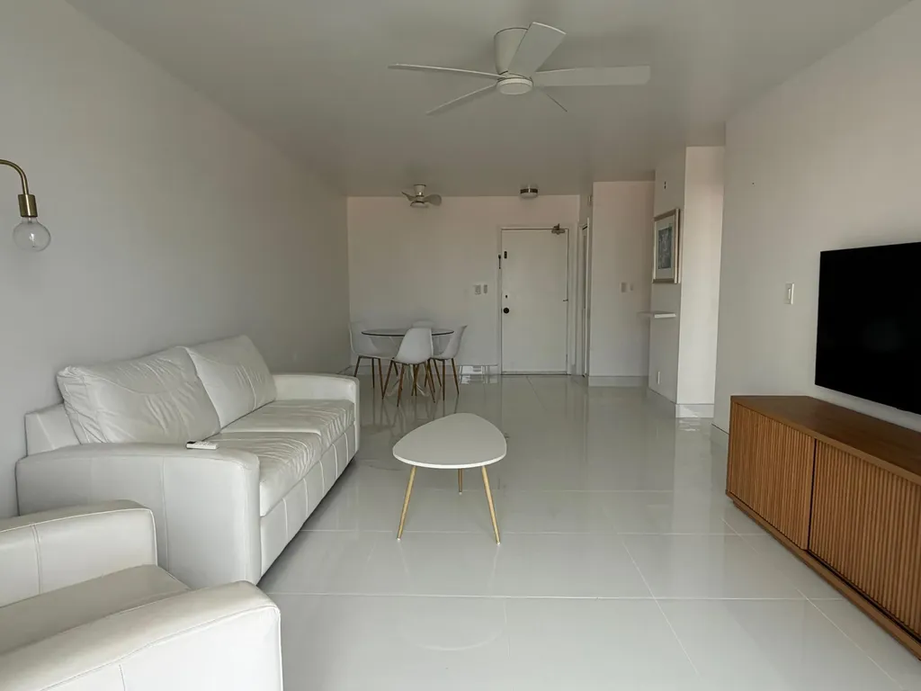 3000 Riomar Street Fort Lauderdale FL 33304