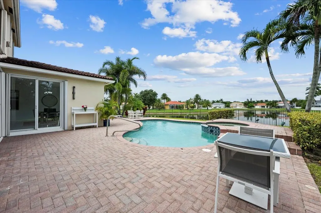 6445 Kirsten Way Lake Worth FL 33467