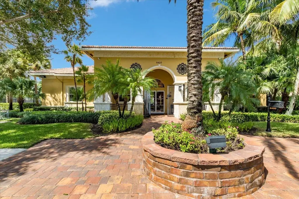 6445 Kirsten Way Lake Worth FL 33467