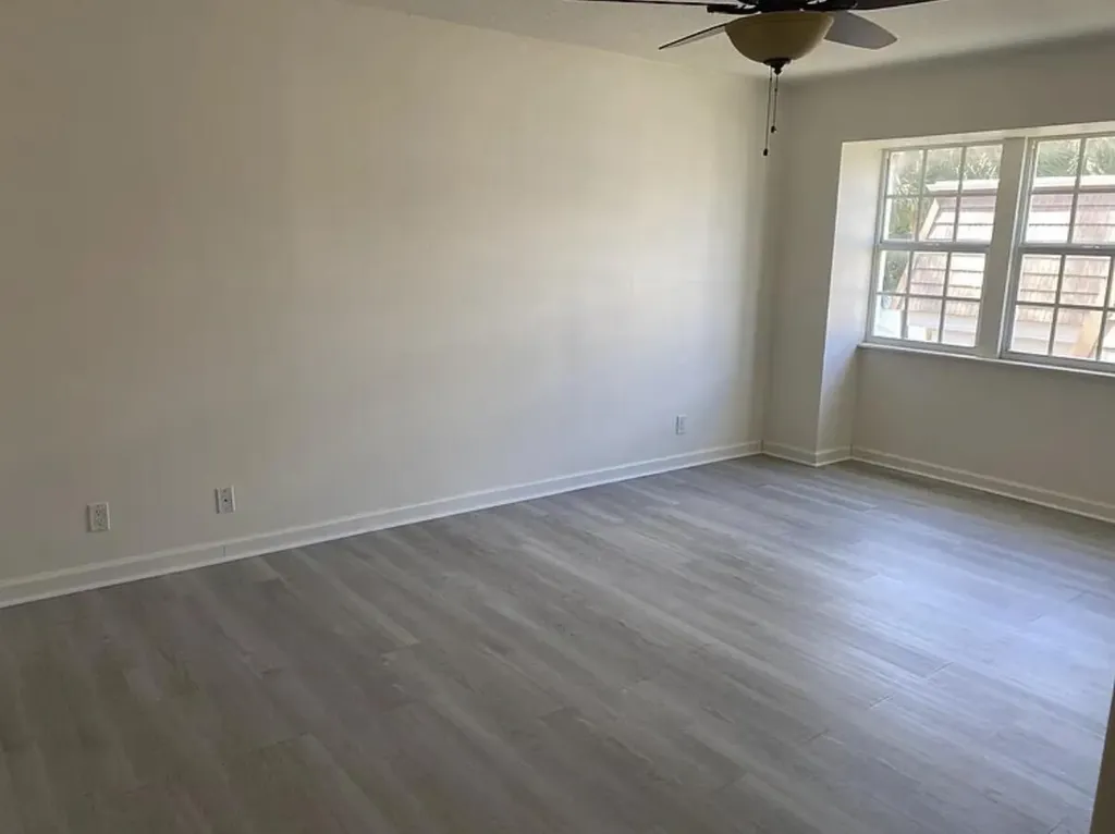 4328 Hazel Avenue Palm Beach Gardens FL 33410