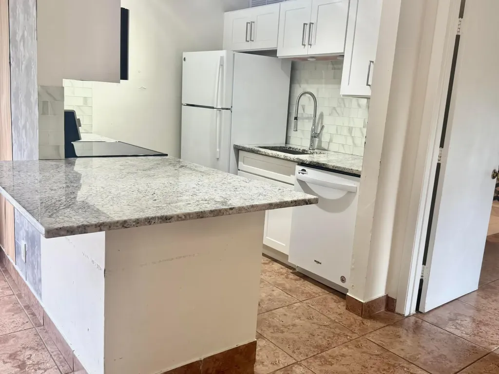 21 Crossings Circle Boynton Beach FL 33435