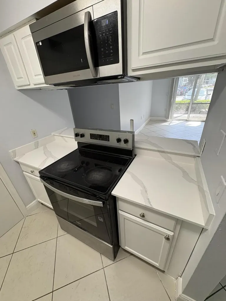 2313 N Congress Avenue Boynton Beach FL 33426