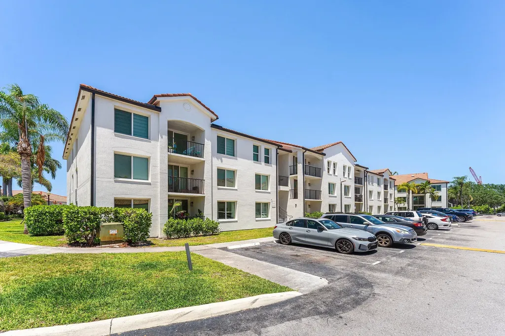 118 Villa Circle Boynton Beach FL 33435