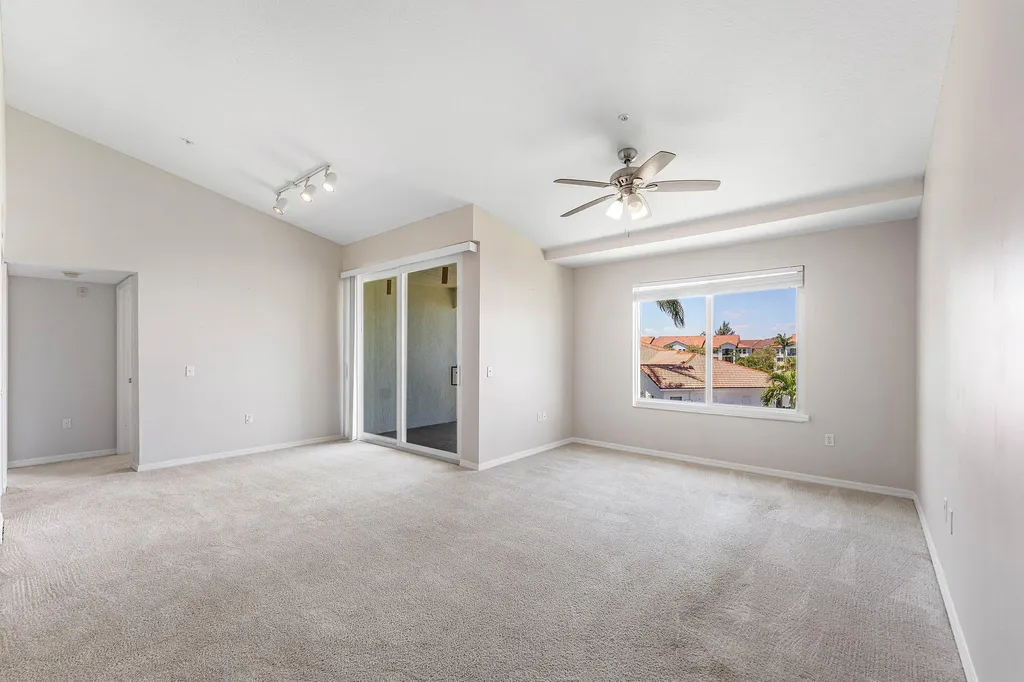118 Villa Circle Boynton Beach FL 33435