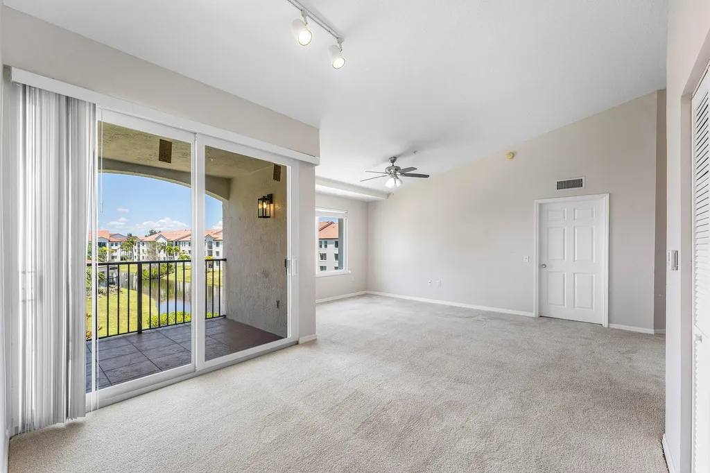 118 Villa Circle Boynton Beach FL 33435