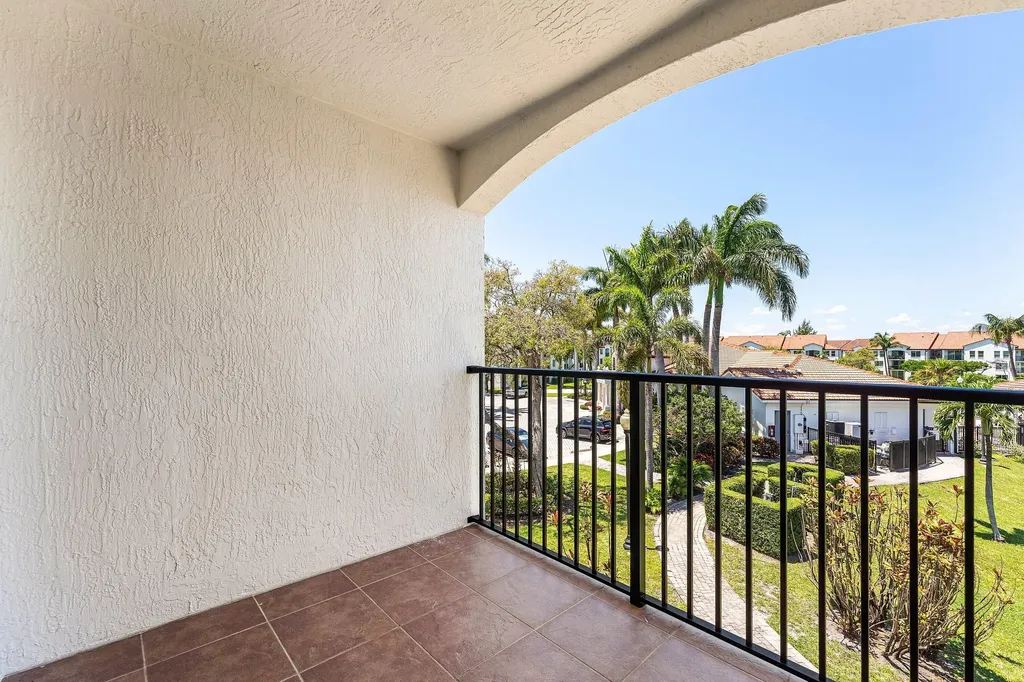 118 Villa Circle Boynton Beach FL 33435