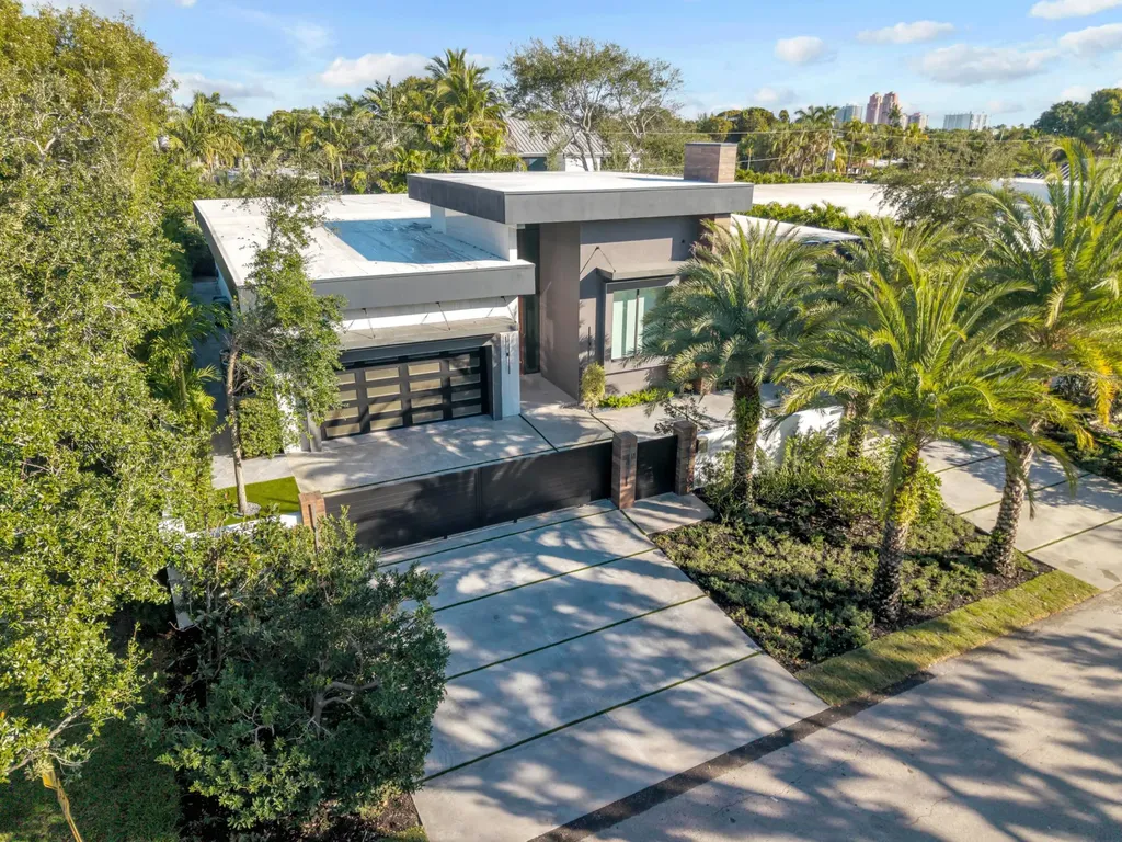 2401 NE 13th Street Fort Lauderdale FL 33304