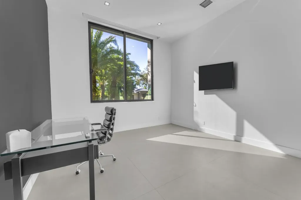 2401 NE 13th Street Fort Lauderdale FL 33304