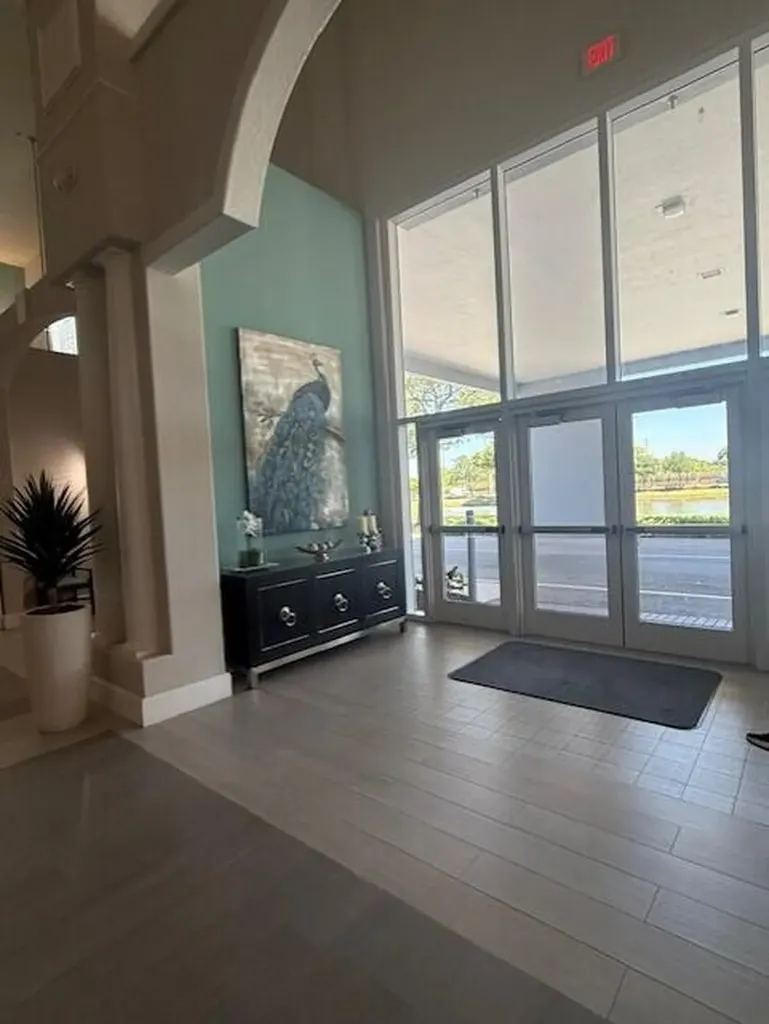 92 Valencia Drive Delray Beach FL 33446