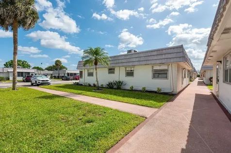 92 Valencia Drive Delray Beach FL 33446