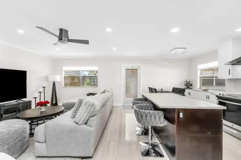 92 Valencia Drive Delray Beach FL 33446