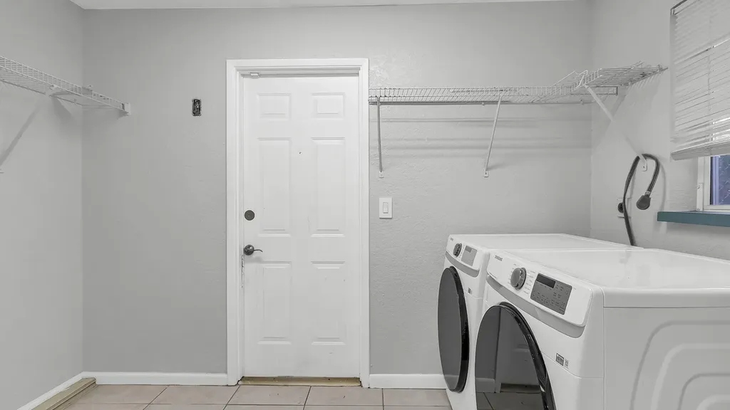 2241 NE 33rd Street Lighthouse Point FL 33064