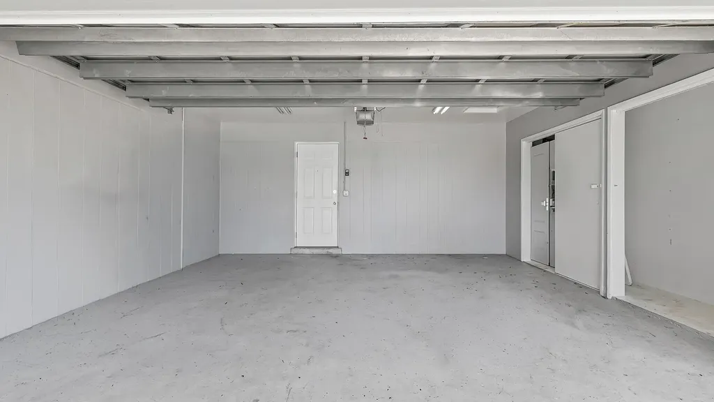 2241 NE 33rd Street Lighthouse Point FL 33064