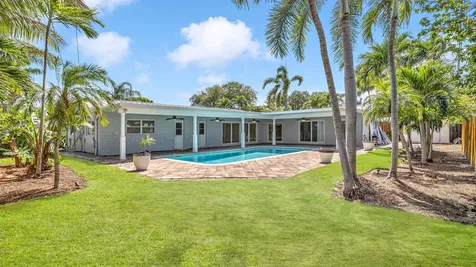 2241 NE 33rd Street Lighthouse Point FL 33064