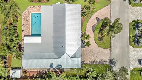 2241 NE 33rd Street Lighthouse Point FL 33064