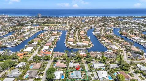 2241 NE 33rd Street Lighthouse Point FL 33064
