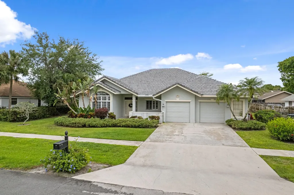 1931 Staimford Circle Wellington FL 33414