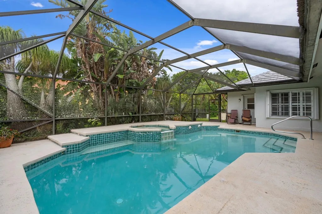 1931 Staimford Circle Wellington FL 33414