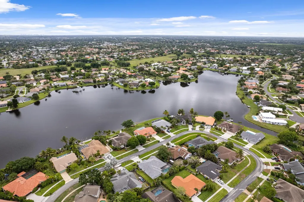 1931 Staimford Circle Wellington FL 33414