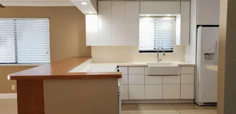 331 Lakeview Drive Weston FL 33326