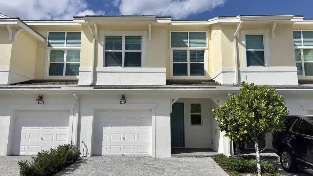 619 Parsons Way Deerfield Beach FL 33442