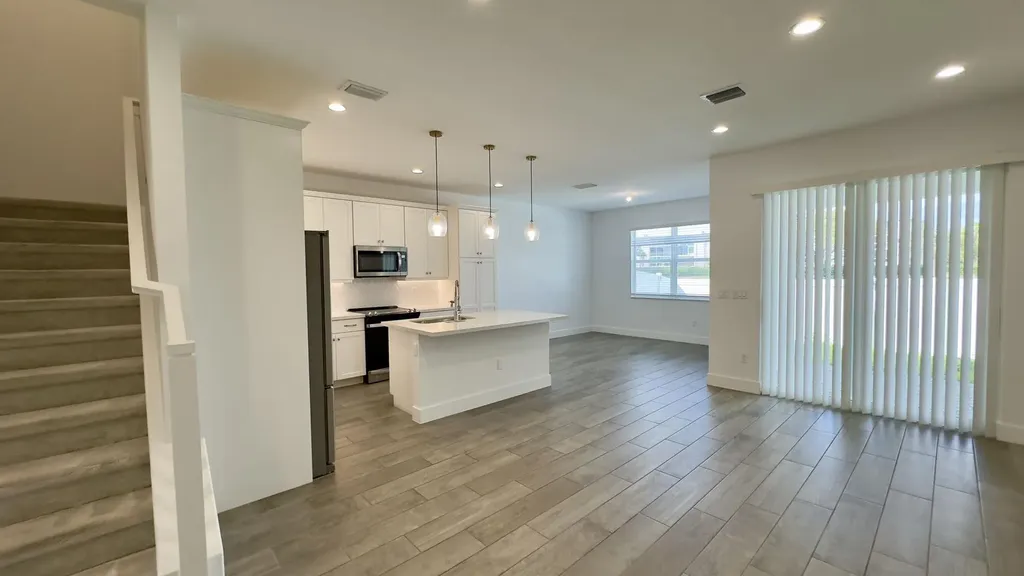619 Parsons Way Deerfield Beach FL 33442