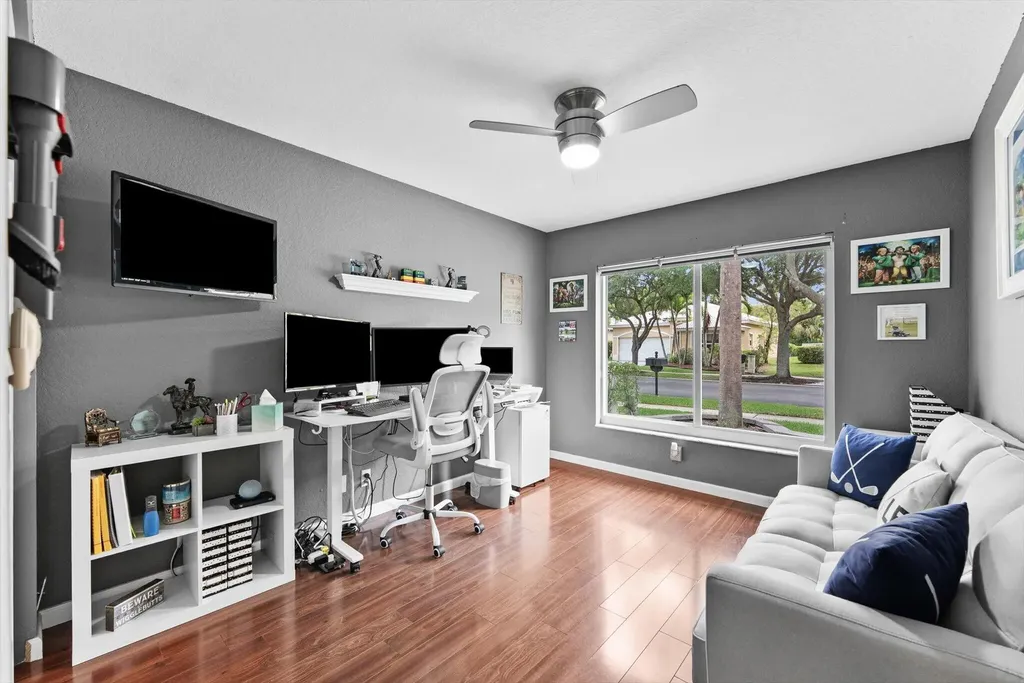 7653 NW 70th Avenue Parkland FL 33067