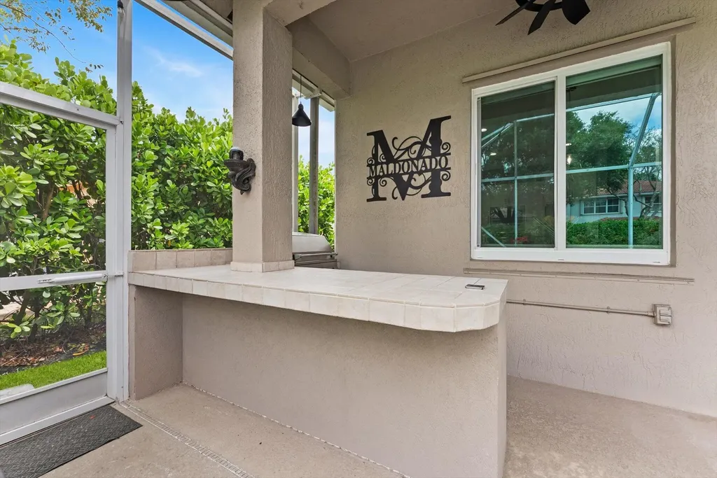 7653 NW 70th Avenue Parkland FL 33067