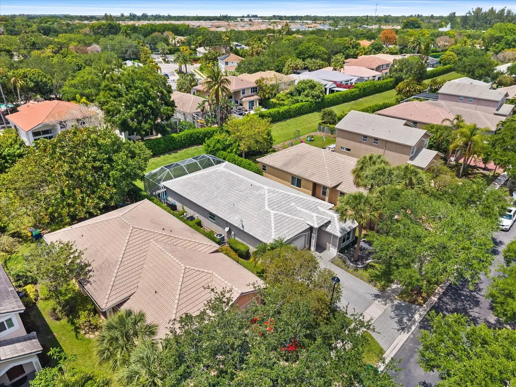 7653 NW 70th Avenue Parkland FL 33067