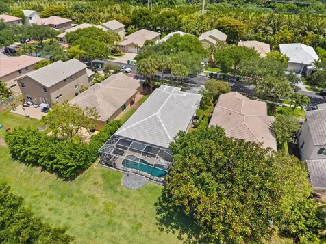 7653 NW 70th Avenue Parkland FL 33067