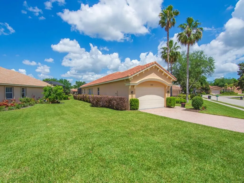 7327 Bob O Link Way Port St Lucie FL 34986