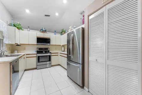 20301 NW 7th Street Pembroke Pines FL 33029