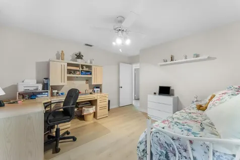 20301 NW 7th Street Pembroke Pines FL 33029