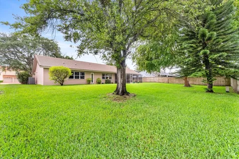 20301 NW 7th Street Pembroke Pines FL 33029