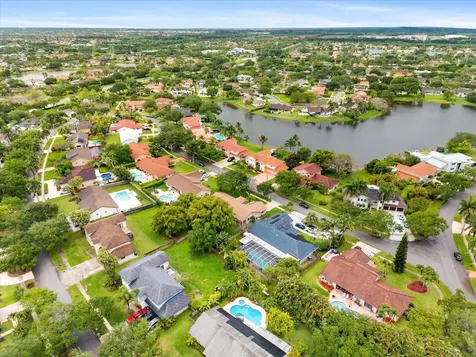 20301 NW 7th Street Pembroke Pines FL 33029