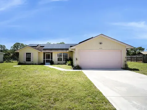 1094 SW Cairo Avenue Port St Lucie FL 34953