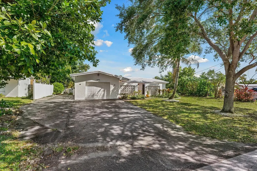 421 SW 18th Street Pompano Beach FL 33060