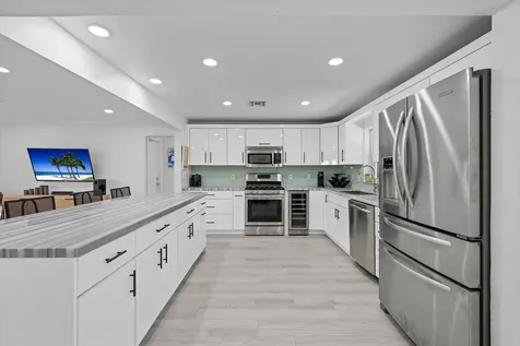 421 SW 18th Street Pompano Beach FL 33060