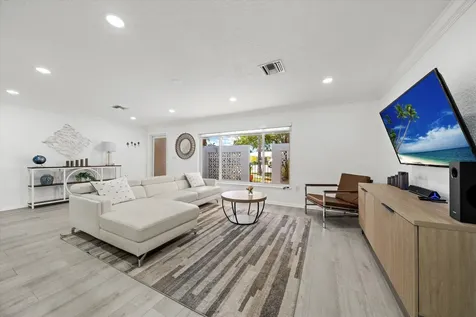 421 SW 18th Street Pompano Beach FL 33060