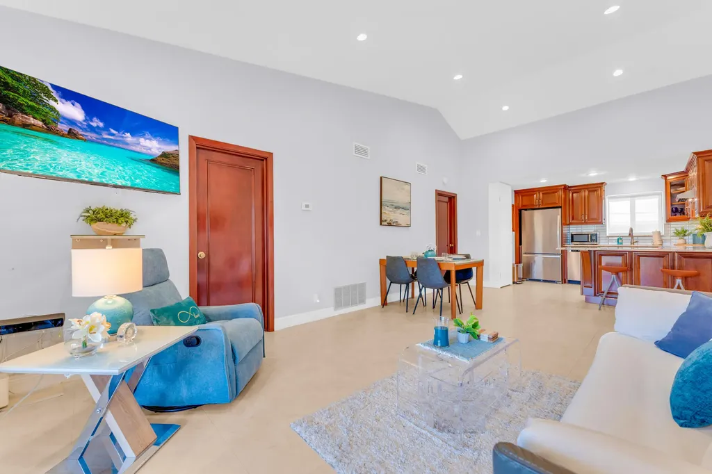 50 SE 12th Street Boca Raton FL 33432
