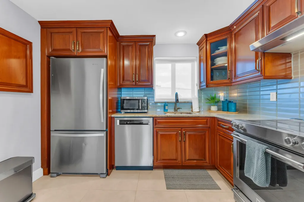 50 SE 12th Street Boca Raton FL 33432