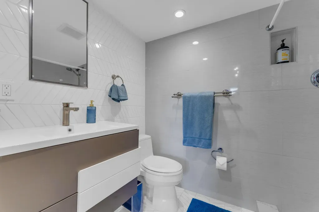 50 SE 12th Street Boca Raton FL 33432