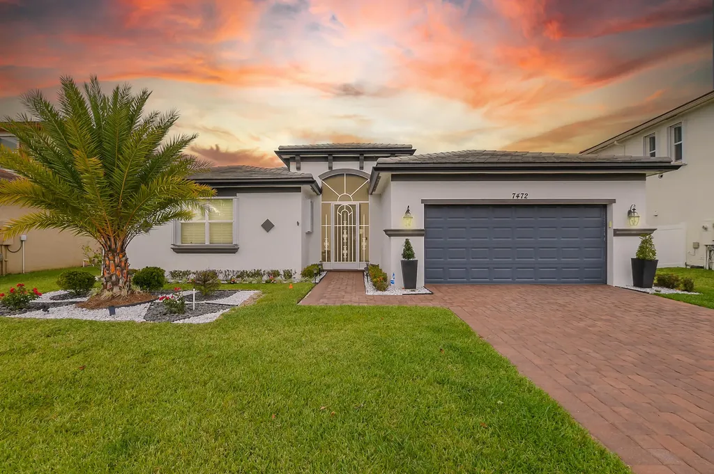 7472 NW Greenspring Street Port St Lucie FL 34987