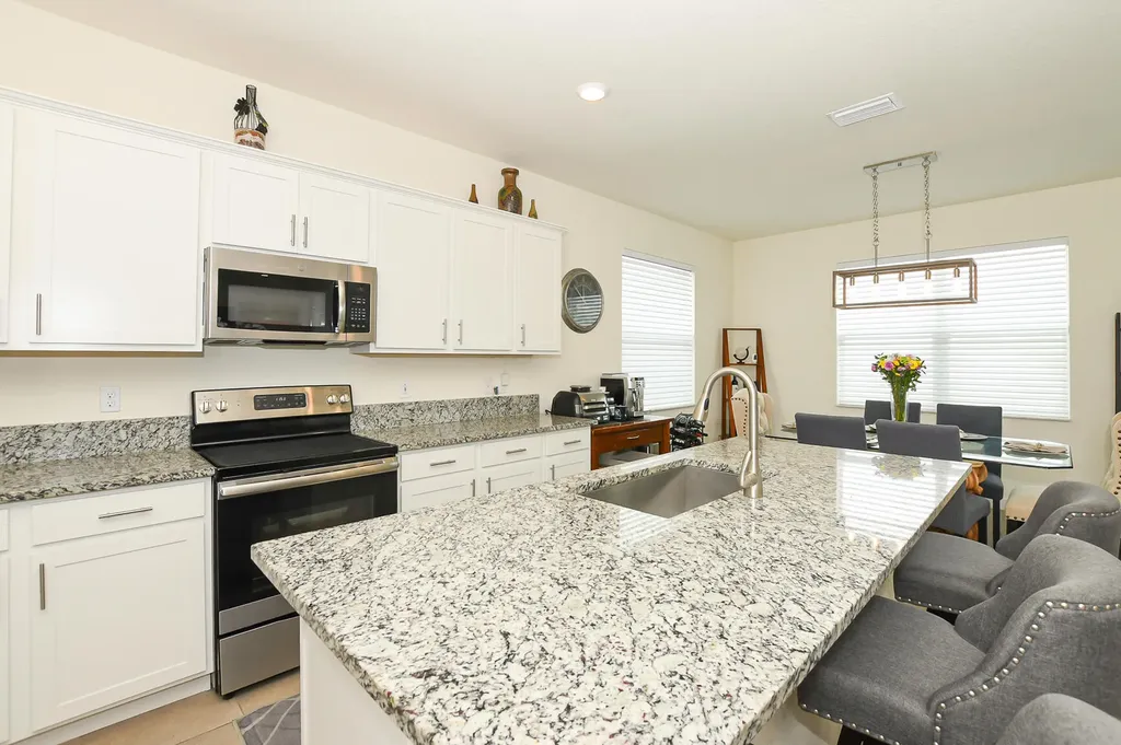 7472 NW Greenspring Street Port St Lucie FL 34987