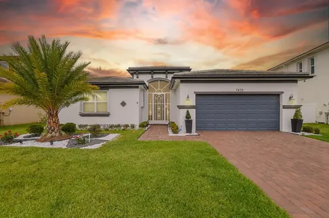 7472 NW Greenspring Street Port St Lucie FL 34987